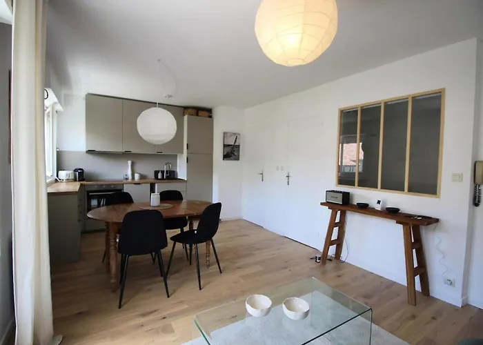 Apartamento 2 Pièces, Calme, Rénové, Balcon *