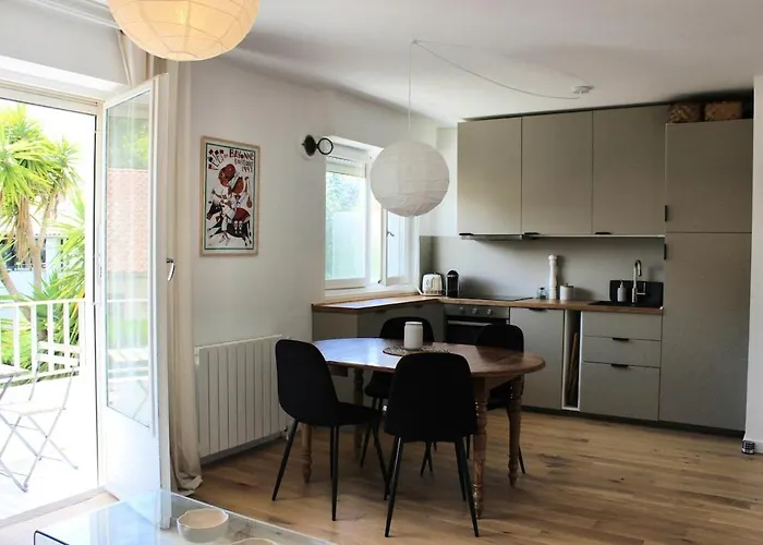 2 Pièces, Calme, Rénové, Balcon *